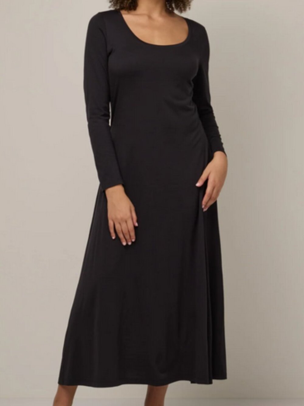 Wool&  Valerie Maxi Dress Large V-Neck Long Sleeves